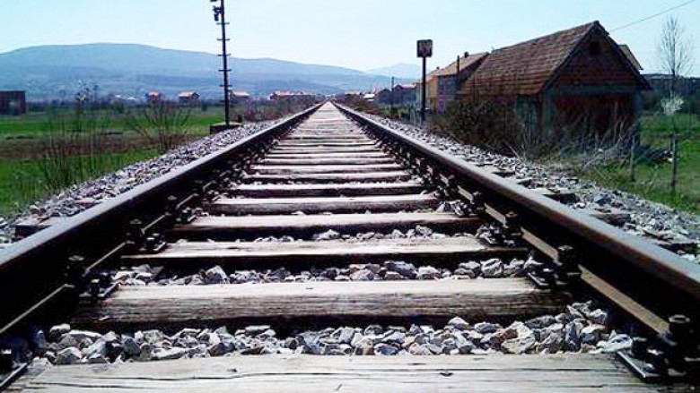 Grant prej €149 milionë për hekurudhën drejt Bullgarisë  Në 22 kilometra hekurudhë do të ketë 21 tunele dhe 52 ura e viadukte