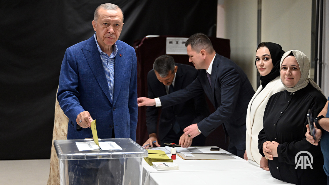 Erdogan votoi në Stamboll