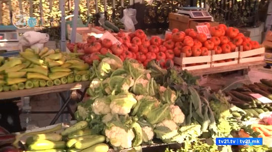 mungojne-kontratat-me-fermeret-kmk-zbulon-parregullsi-ne-disa-qendra-qe-blejne-fruta-dhe-perime