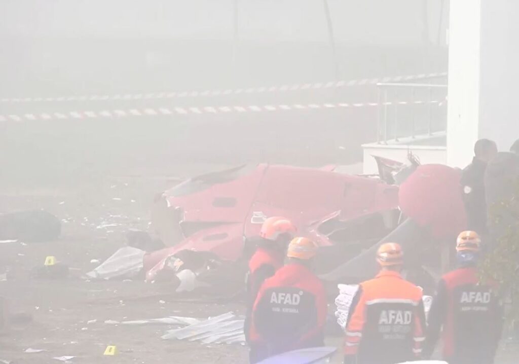 Rrëzohet helikopteri në Turqi, raportohet për disa të vdekur