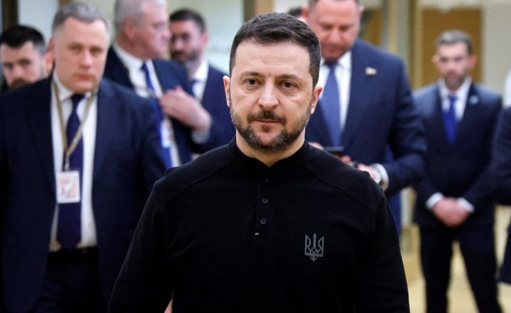 Zelensky  Ar mëpushimi me Rusinë është i mundur në çdo moment