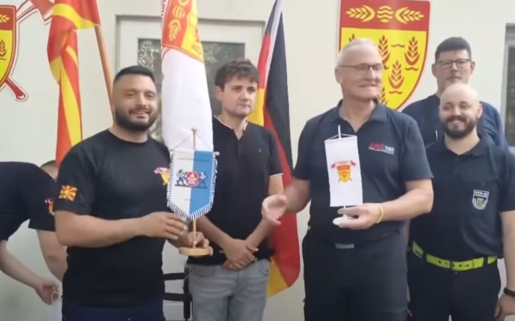 Gjermania dhuron zjarrfikëse për Koçanin, zjarrfikësit gjermanë udhëtuan rreth 3000 km për ta dorëzuar peshqeshin
