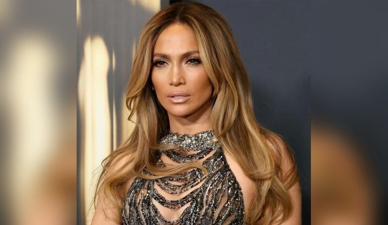 Jennifer Lopez ndihet krenare për karrierën e saj