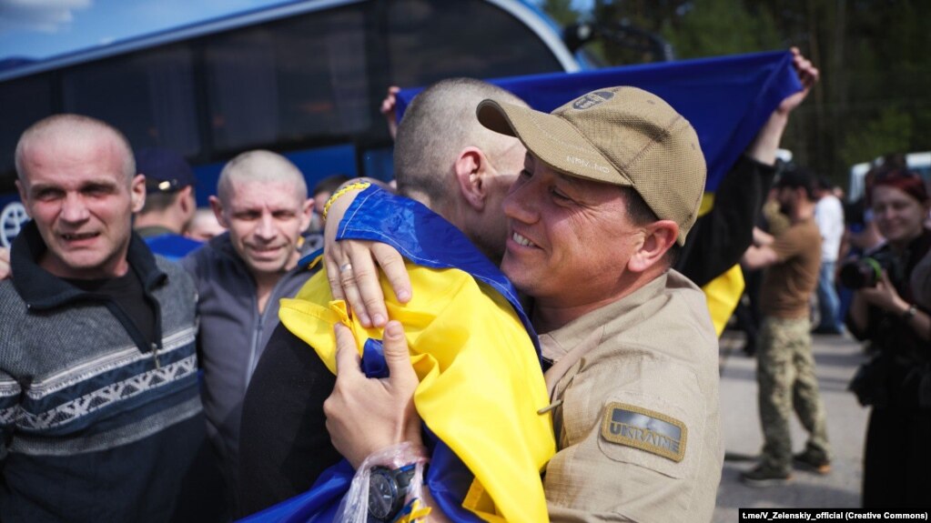 Rusia dhe Ukraina shkëmbejnë edhe nga 303 të bu rgosur të tjerë