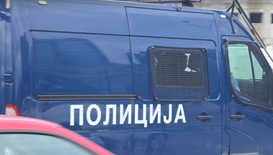 Një polic arrestohet nën dyshime për shkaktim të rrezikut të përgjithshëm