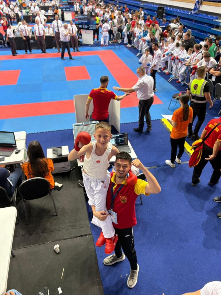 Isa Selimi nga Klubi i Karatesë “Shkëndija” Tetovë, shpallet Kampion Ballkanik në kategorinë -37kg