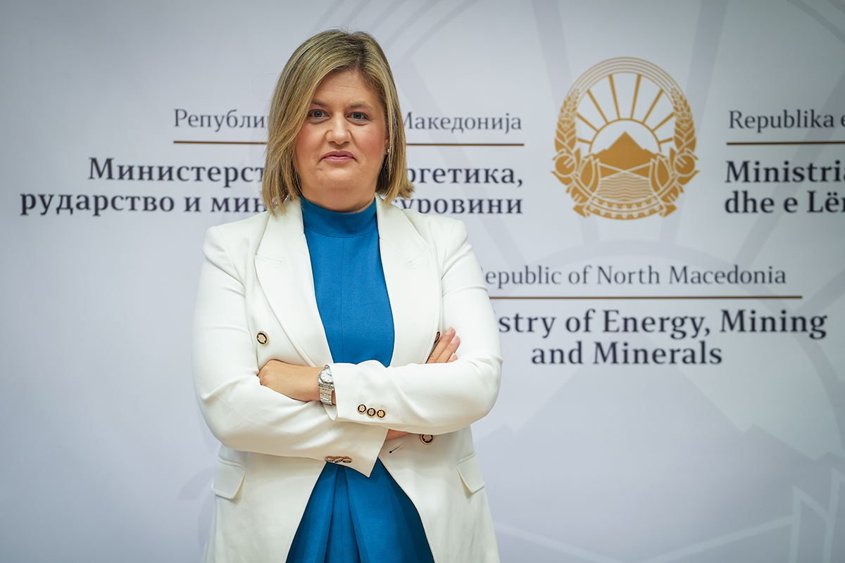 Merren 46 koncesione  Bozhinovska  Filluam me vendosjen e rendit