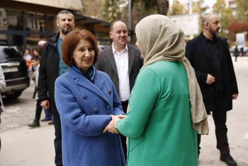 Siljanovska nuk pajtohet me Raportin e KE së  Kontestuese që vlerësimi teknik paraqitet përmes prizmit politik