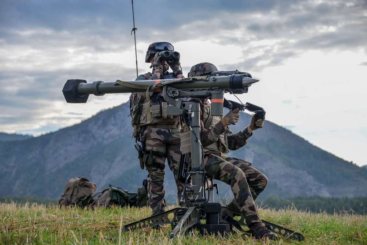 Rumania nënshkruan marrëveshje për blerjen e sistemeve franceze të mbrojtjes ajrore