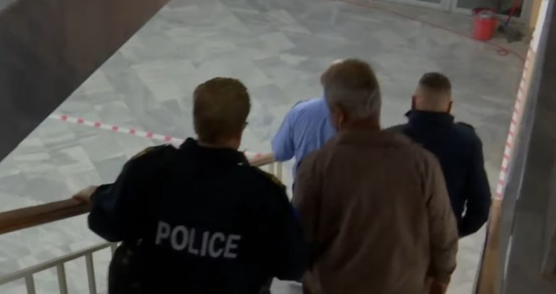 Shoqërohen në Polici dy vëzhgues të zgjedhjeve në Kosovë  u kapën mes vete