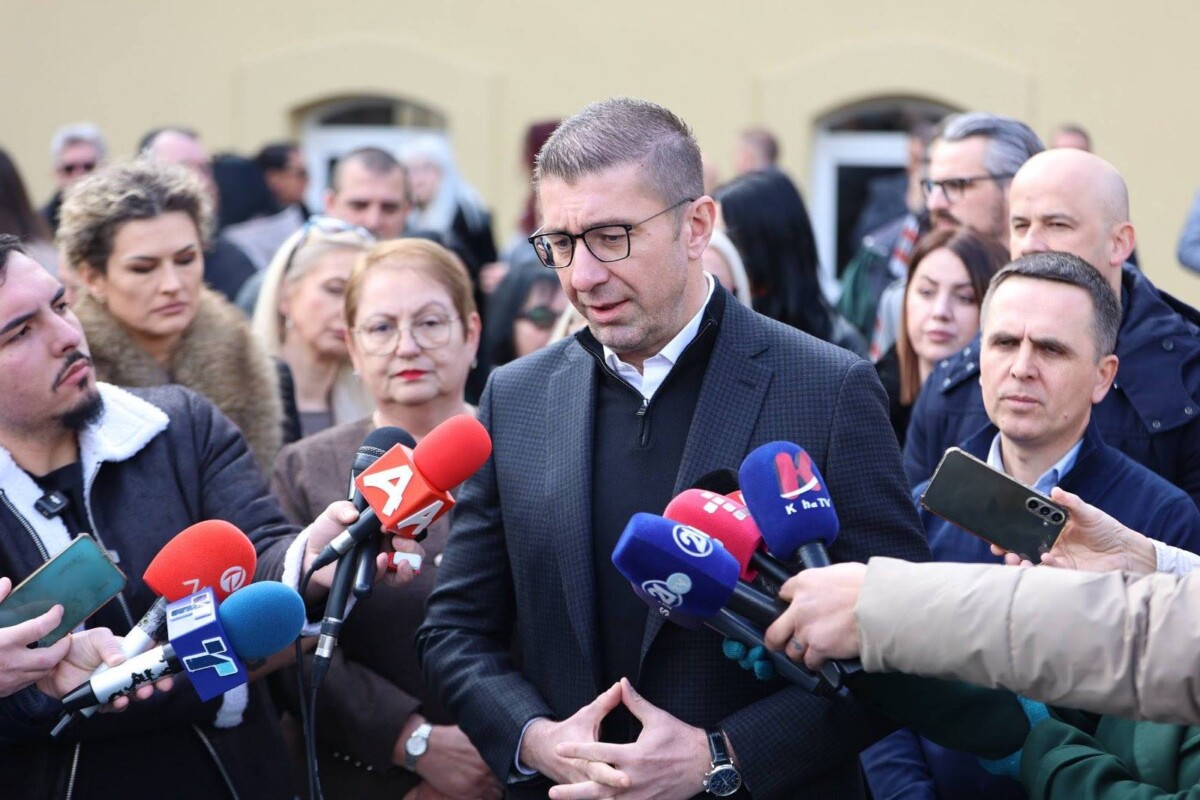 Mickoski  Heqja e post monitoringut  njohje për demokracinë në Maqedoni