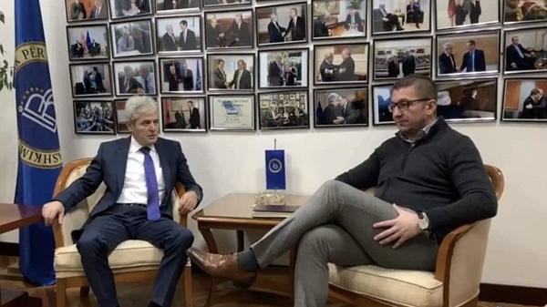 A do të ketë takim Mickoski Ahmeti  Zgjedhja e Avokatit të Popullit varet nga shumica e Badenterit