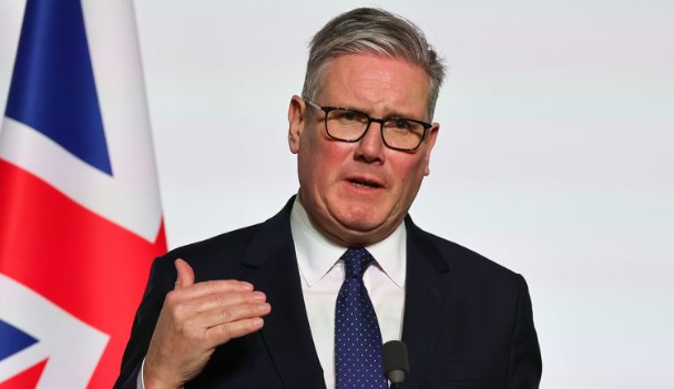 Starmer  Trupat në Ukrainë vetëm me votë në Parlament