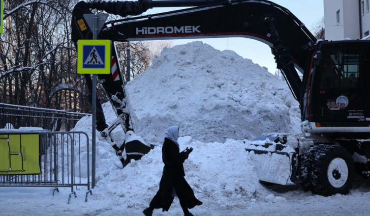 Reshje rekord të borës në Moskë   paralizohet  kryeqytetit rus