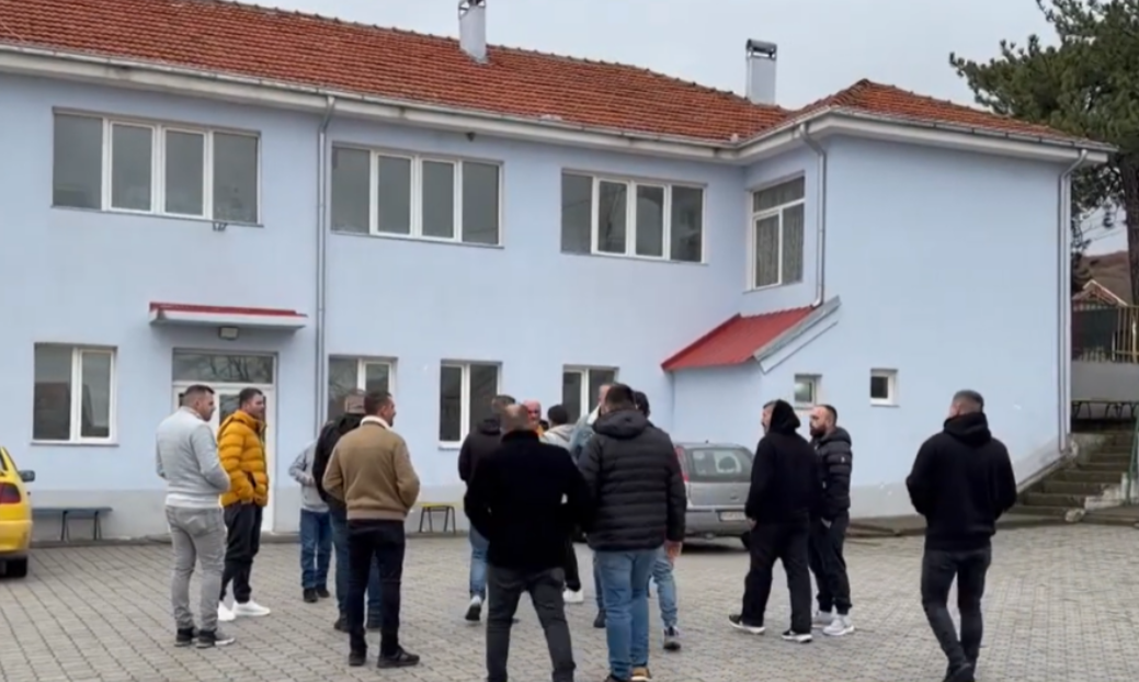 Java e 3 të e bojkotit të mësimit në Vaksincë  Drejtoria e Shkollës në pritje të Inspektoratit të Arsimit