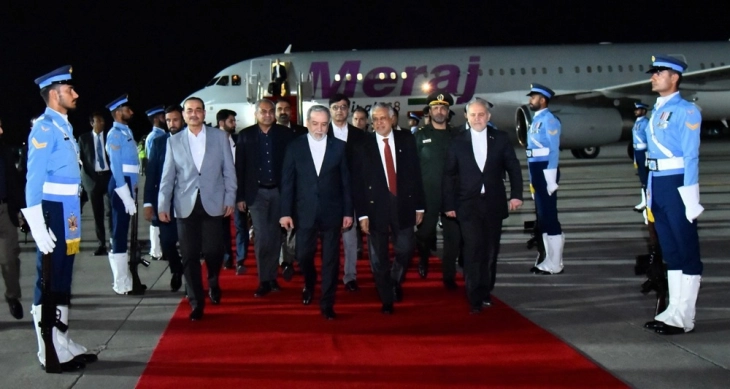 Araghchi mbërriti në Islamabad për të diskutuar propozimet për rifillimin e bisedimeve të paqes me SHBA në