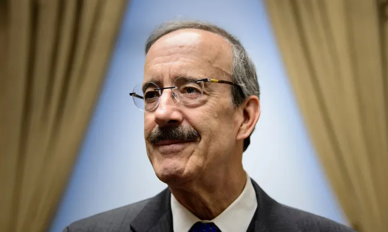 Ndërron jetë kongresmeni amerikan Eliot Engel  një mbështetës i fortë i shqiptarëve