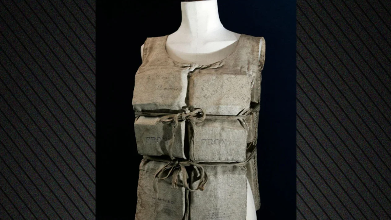 jeleku-i-shpetimit-i-nje-te-mbijetuare-te-titanikut-shitet-ne-ankand-per-mbi-700-mije-euro