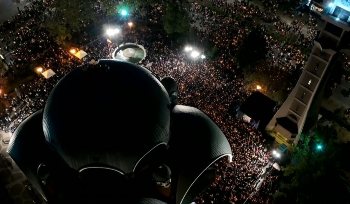 Ortodoksët festojnë Pashkët  mesazhe paqeje dhe shprese