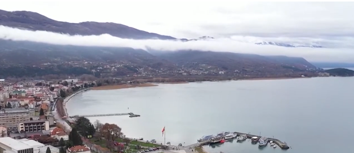 Fluturime të pasigurta  bileta dhe aranzhime më të shtrenjta   60 deri 80 miliardë dollarë humbje në turizëm për shkak të luftës 