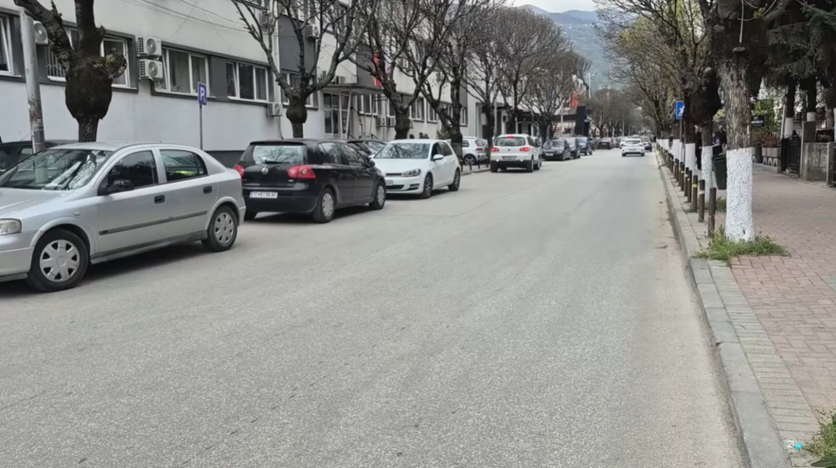 100 ditë  1300 gjoba për keqparkim në Tetovë  Kasami  Për një vit do katërfishojmë vendparkimet