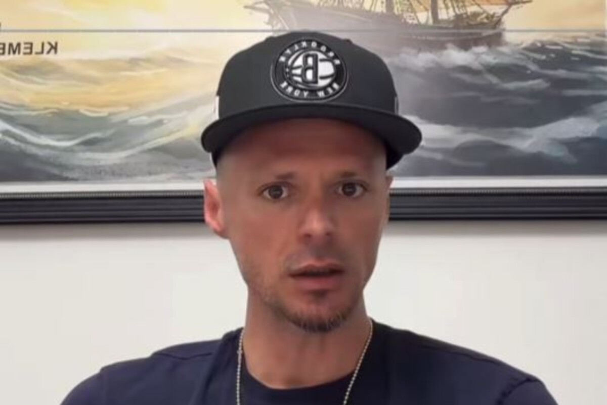 cllevio-lirohet-nga-burgu-paraqitet-live-ne-tiktok