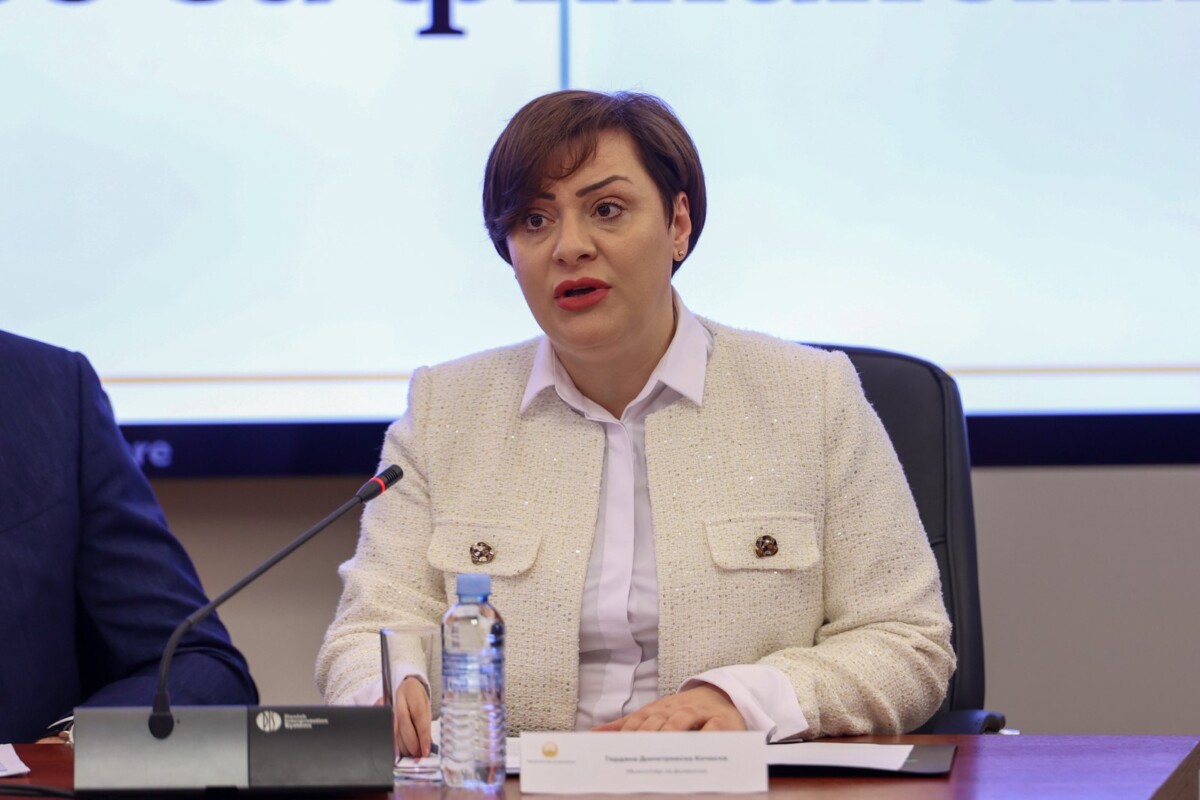 Ministrja e Financave  Shtete të mëdha evropiane do të bankrotojnë  por jo Maqedonia  Mërgimtarët po kthehen