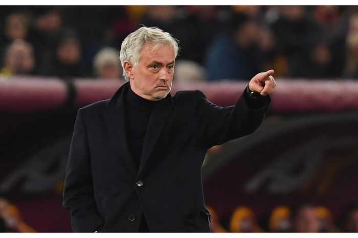 Mourinho po rikthehet në Real Madrid  pritet që së shpejti të zyrtarizohet si trajner i ekipit