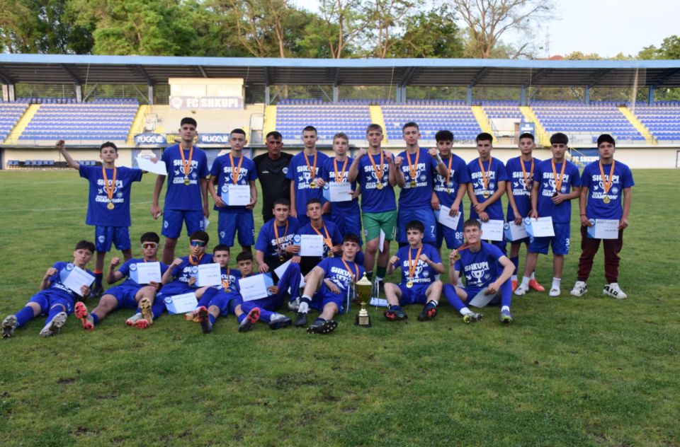 Shkëlqen gjenerata U15 e KF  Shkupi    Kampionë rajonalë për sezonin 2025 26