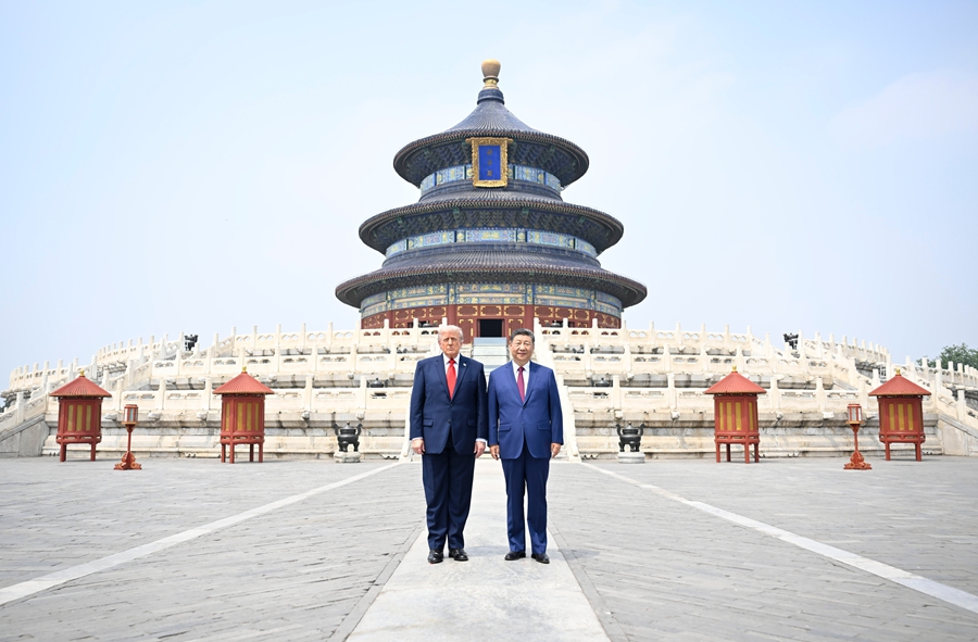 Presidenti i Kinës Xi Jinping dhe Presidenti i SHBA së Donald Trump vizitojnë Tempullin e Qiellit