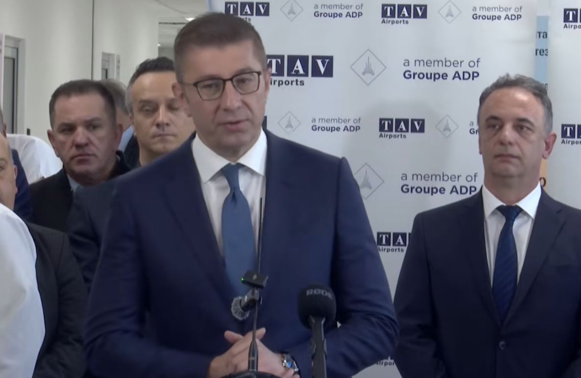mickoski-u-shokova-per-vendimin-ndaj-jahoskit-dhe-kapushevskit-pres-qe-rasti-te-kthehet-ne-rishikim