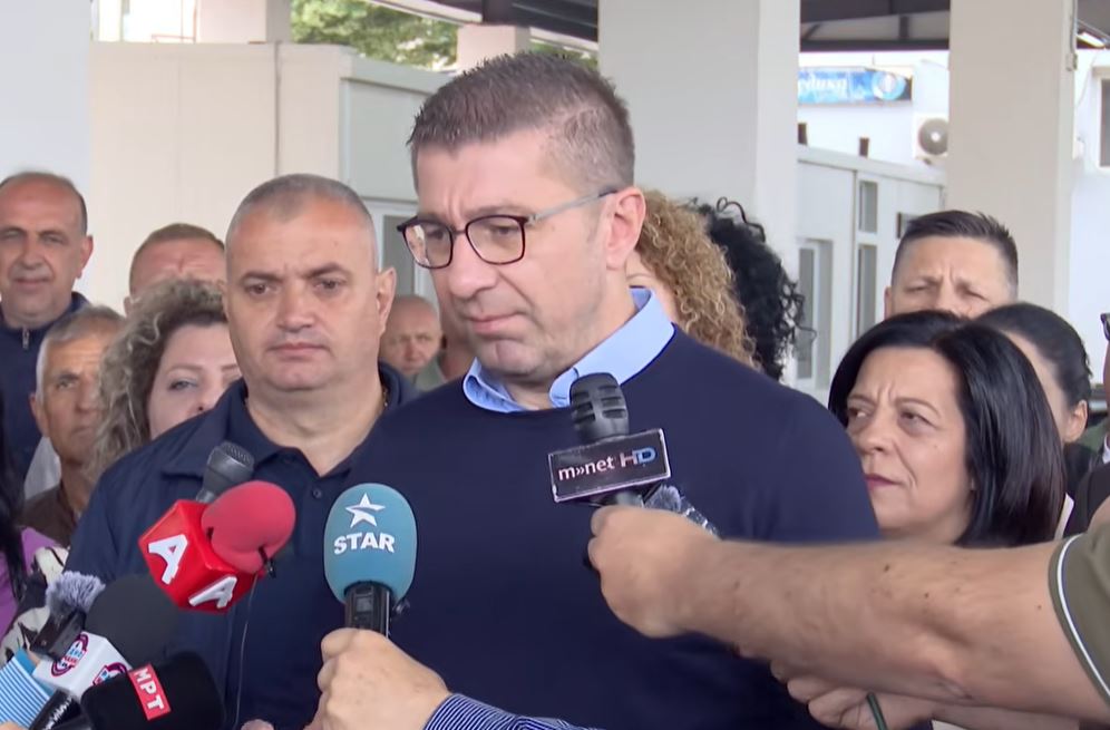 Mickoski  Papunësia në Maqedoni mund të jetë nën 5   Investitorëve të huaj u ofrojmëfuqinë punëtore të kualifikuar dhe të  ndershme e punëtore 