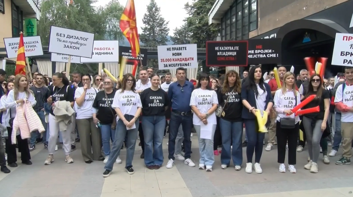 Protesta kundër ligjit të ri për kazinotë  të punësuarit thonë se mbi 10 mijë persona do të mbesin pa punë