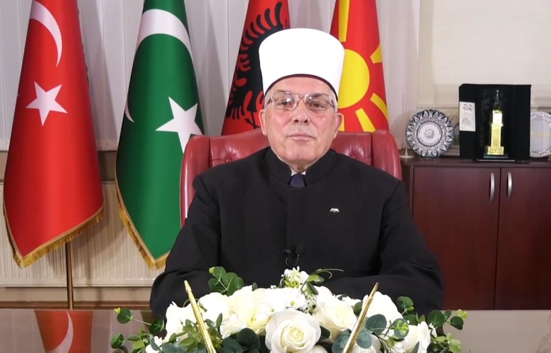 Fetahu uron besimtarët për Kurban Bajramin  thirrje për solidaritet dhe paqe