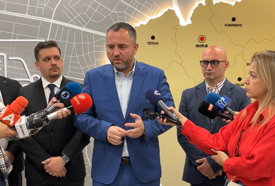 policia-s-guxon-t-i-sorollate-qytetaret-toshkovski-thirrje-qe-te-paraqiten-rastet-e-refuzimeve-te-dokumenteve