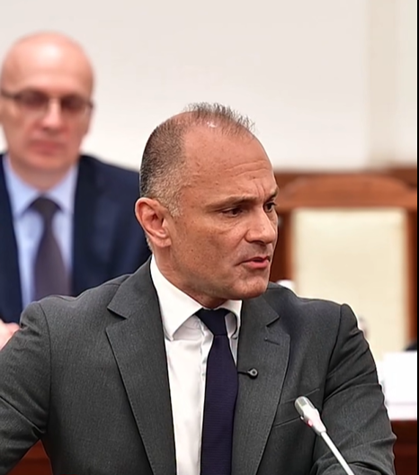 Filipçe me thirrje drejt Mickoskit  Së bashku t i miratojmë ndryshimet kushtetuese dhe të ndajmë përgjegjësinë 