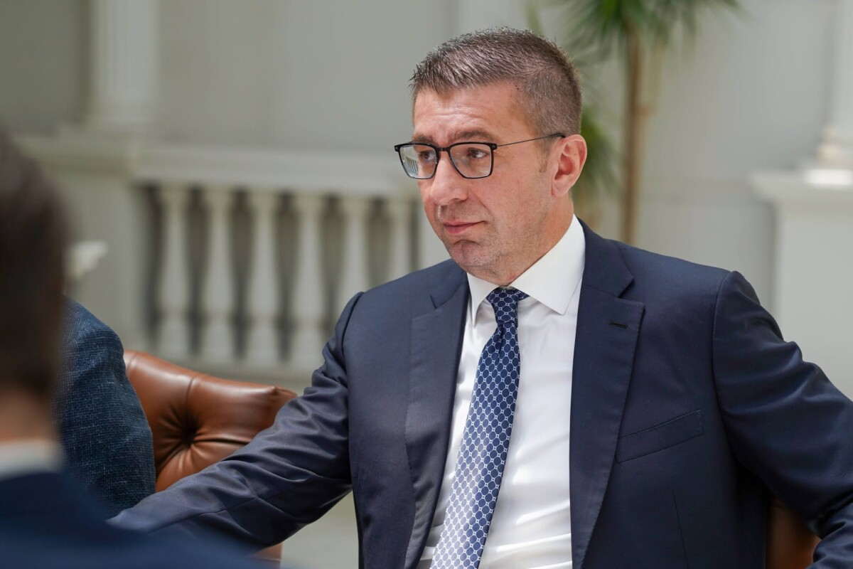 Mickoski  Të gjitha kërkesat e Bullgarisë janë nga viti 2022   Me ndryshimet kushtetuese do të hapet Kutia e Pandorës 