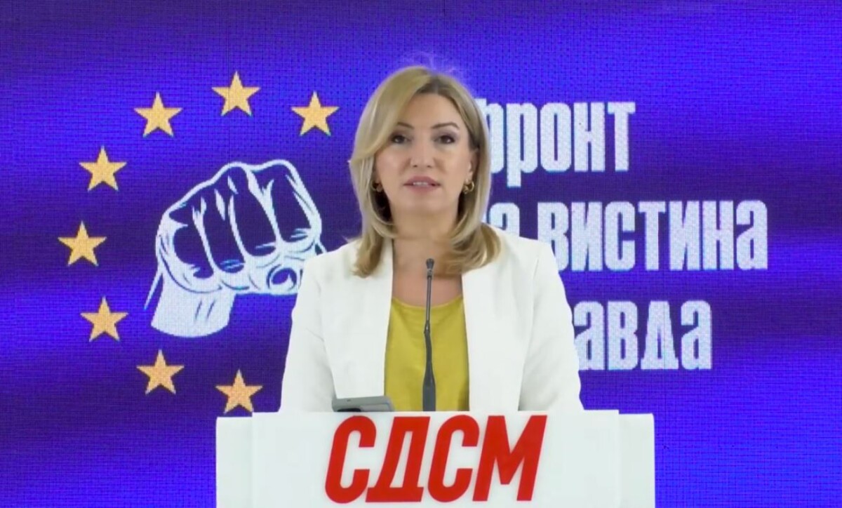 Kuzeska  Stoilkoviqi në Kinë  derisa qytetarët presin reforma evropiane