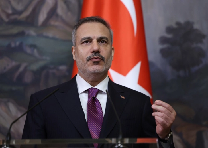 Fidan  Siguria evropiane nuk mund të kufizohet vetëm në BE  Turqia ka rol kyç në arkitekturën e mbrojtjes