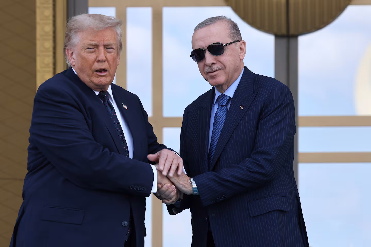 Trumpi e rikërkon Grenlandën  ia heq sanksionet Turqisë