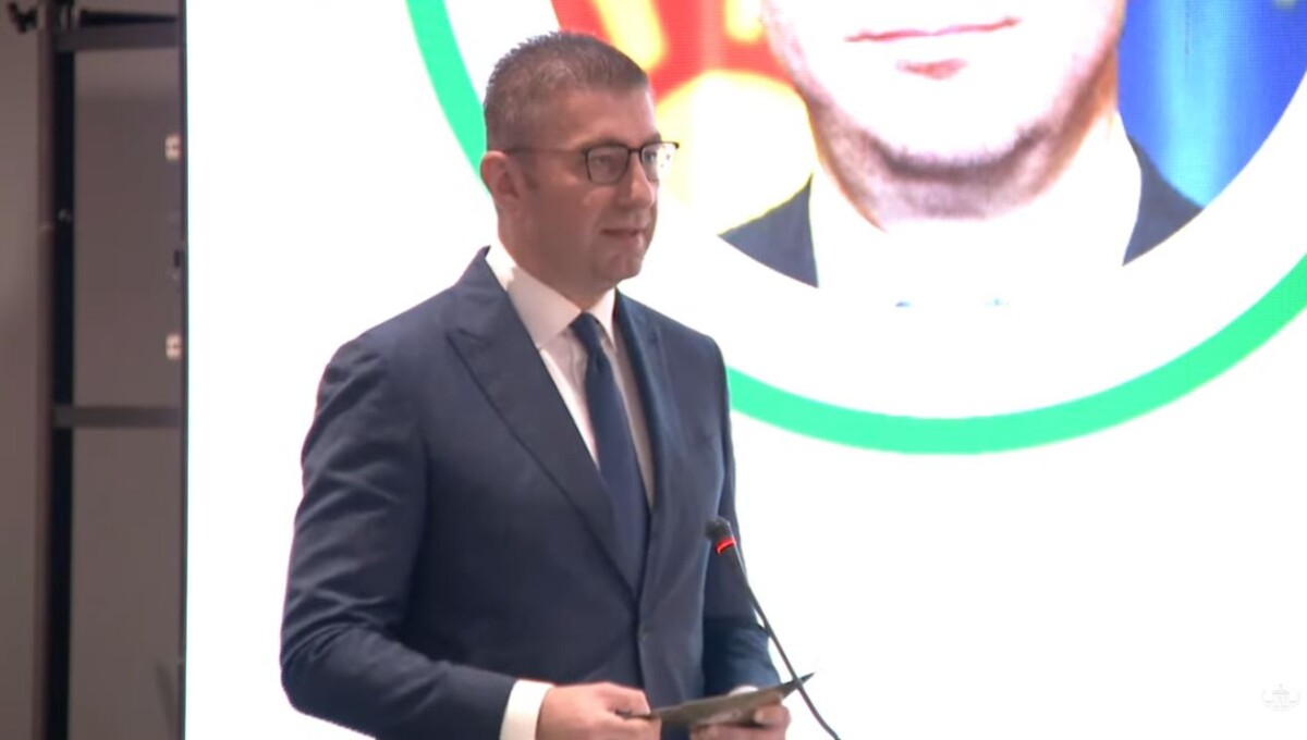 Mickoski  Qëndrueshmëria nuk është më zgjedhje  por parakusht për konkurrencë