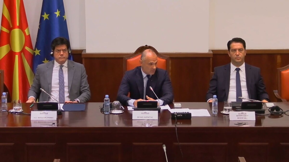 rokas-be-ja-deshiron-t-ju-shohe-si-anetare-me-te-drejta-te-plota-filipce-a-nuk-eshte-ndalimi-i-rruges-evropiane-nje-lloj-grusht-shteti