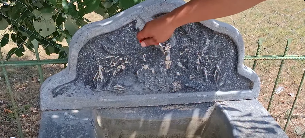 Në mes të verës  Strimnica pa ujë për pije   NPK   Zhelinë  premton zgjidhje me pompën e re