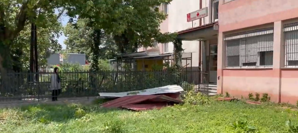 Stuhia lë pas dëme të mëdha  Mbi 300 dëme të regjistruara në kryeqytet