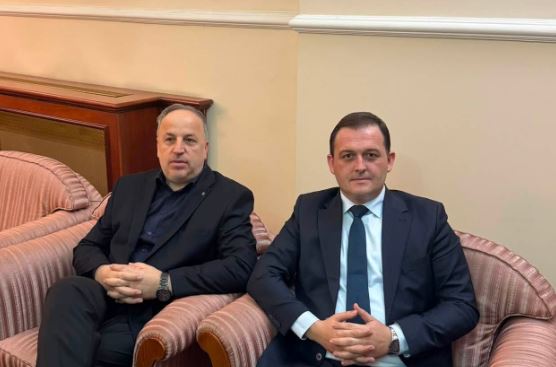 Zejnullah u bë ministër  Azizi e uron  Komuniteti turk përfaqësim të drejtpërdrejtë në qeveri