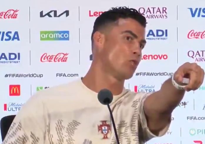 ronaldo-kapet-me-gazetarin-e-di-qe-ti-nuk-me-pelqen-duam-kualifikimin-ndaj-spanjes