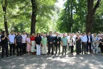 Çairi shënon Ditën e Përkujtimit të viktimave të gjenocidit në Srebrenicë