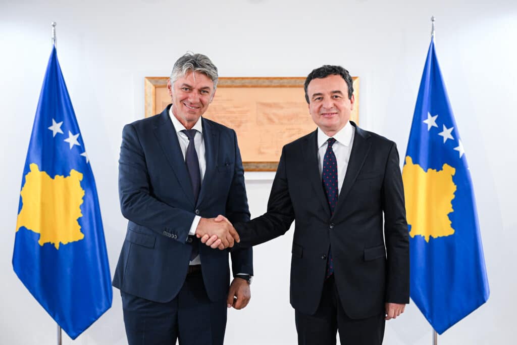 Sela e Aziri te Kurti në Prishtinë  bisedohet për zhvillimet politike dhe projektet infrastrukturore