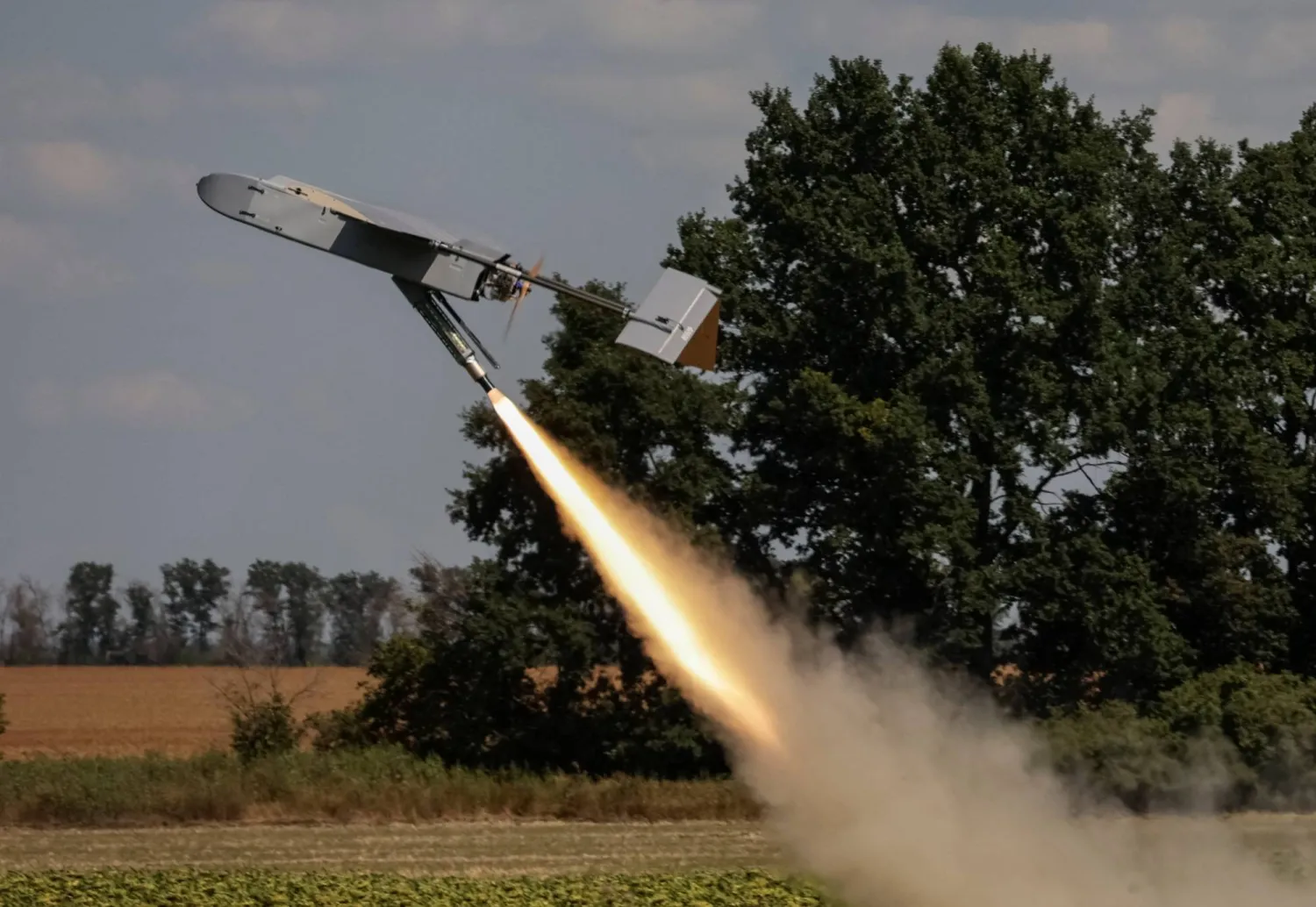Rusia paralajmëron Britaninë për furnizimin e Ukrainës me drone  Sa më e thellë të jetë përfshirja  aq më i lartë do të jetë çmimi