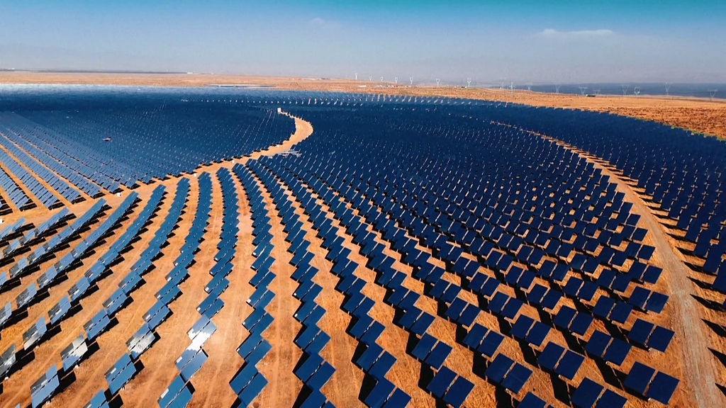 Prefektura e largët e shndërron energjinë diellore në të dhëna të mëdha